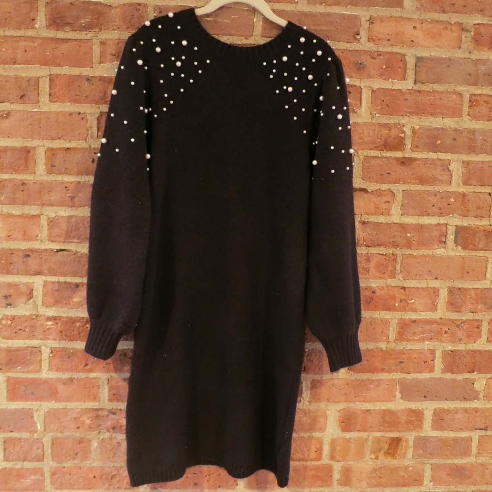 Lucy Paris Long Sleeve Sweater Dress Size Large | Black w/ Pearl accents